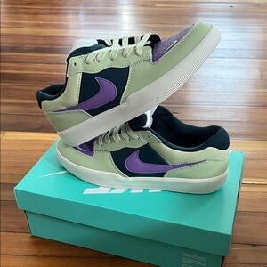 Nike Sneakers in Olive and Purple